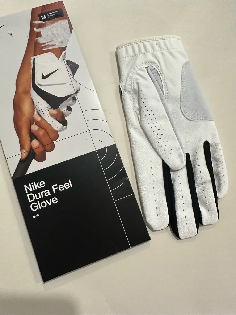 Nike Dura Feel Glove - White/Black Women’s Right Hand